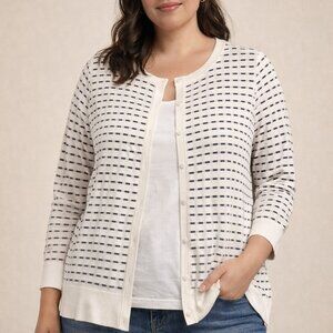 Cable & Gage Striped White and Black Cozy Cottagecore Light Women's Sweater